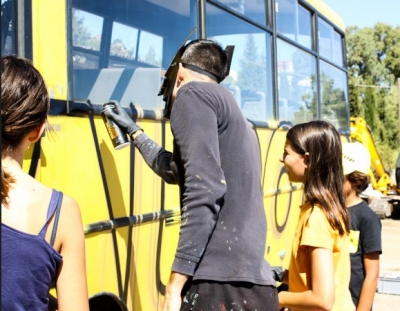 Guspini: Street art, Manu Invisible imparat s&rsquo;arti de is &ldquo;graffiti&rdquo; a is pipius
